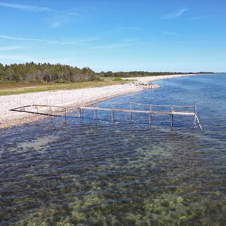 5 Person In Thyholm-by Traum